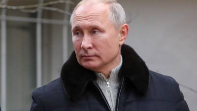 Путин объявил в России неделю выходных из-за пандемии коронавируса