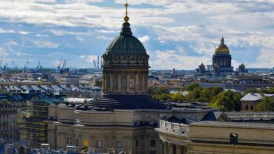 В Петербурге назвали сроки завершения реставрации фасадов Казанского собора