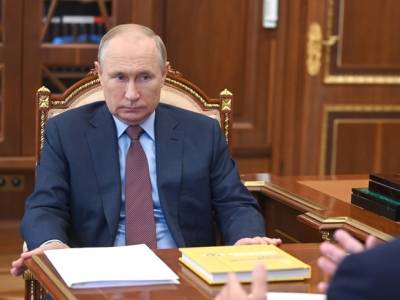 Путин подписал указ о «малом локдауне»
