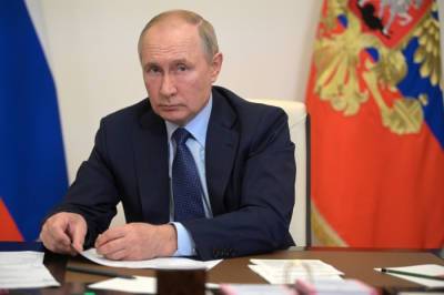 Путин подписал указ о нерабочих днях в период с 30 октября по 7 ноября с сохранением зарплат