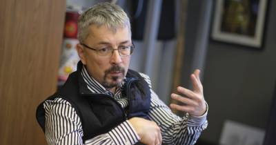 Ткаченко призвал блокировать пользователей соцсетей за распространение фейков о вакцинации