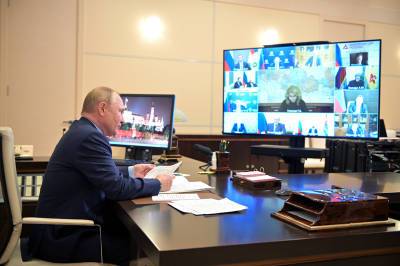 Путин провел совещание по ситуации с COVID-19. Главное