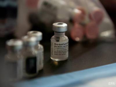 Центры вакцинации будут продолжать работать в регионах "красной" зоны – Минздрав