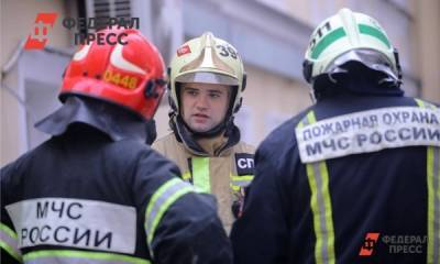 Строящееся здание торгового центра загорелось в Нижнекамске