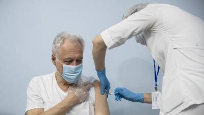 В Татарстане прокомментировали ход вакцинации от COVID-19