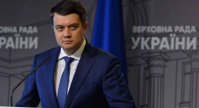Кабмин субъектность уже утратил, на очереди – Рада: Разумков рассказал есть ли угрозы утраты парламентаризма