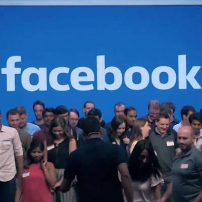 В Сети начали гадать над новым названием соцсети Facebook