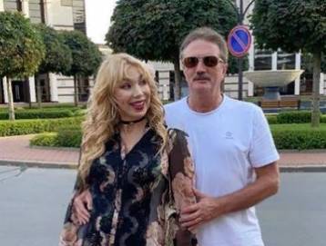 Супруг Маши Распутиной оказался в больнице с поражением 80 процентов лёгких