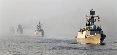 Замгенсека правительства Исодзаки: Япония следит за кораблями России и Китая
