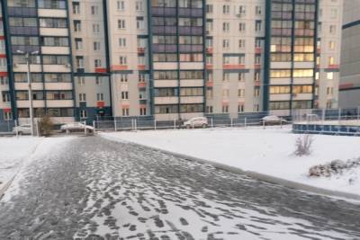 В Челябинской области до +6, снег и сильный ветер