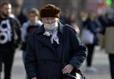 В Крыму пожилым людям запретили выходить из дома