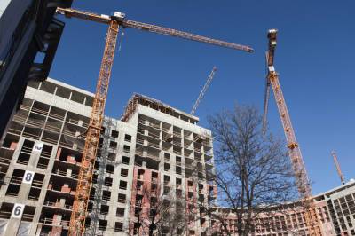 Из-за роста цен спрос на жилье в строящихся домах Ленобласти снизился