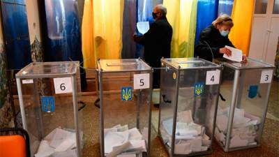 Годовщина местных выборов: Как изменилась расстановка сил в регионах