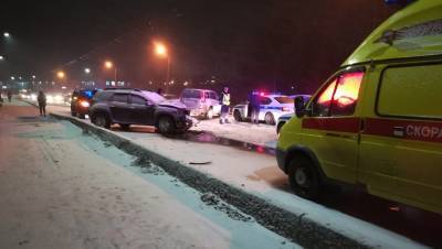 Женщина и ребёнок пострадали в жёстком ДТП на скользкой дороге в Карелии