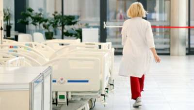 Главным больницам Латвии не хватает около 300 медиков: возможна мобилизация студентов