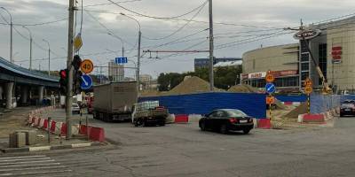Дорожные ограничения на улице Ипподромской в Новосибирске продлили до декабря