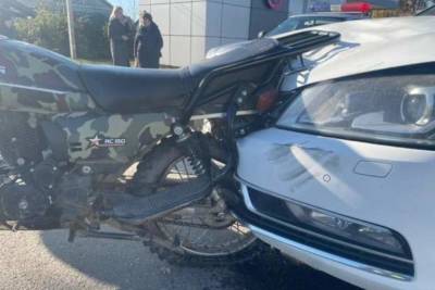 В аварии в Лабинске пострадала несовершеннолетняя пассажирка мотоцикла