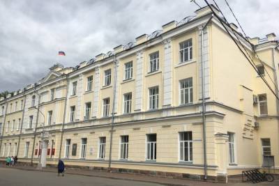 В Смоленске объявили о внеочередной сессии горсовета из-за ухода Виктории Макаровой