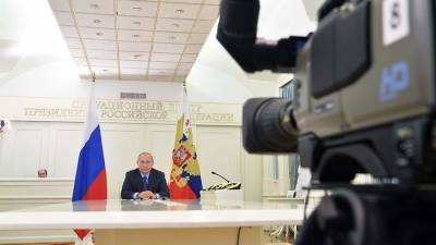 Путин будет проводить совещания по видеосвязи в период нерабочих дней