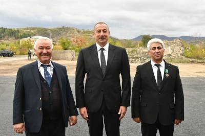 Президент Ильхам Алиев и Первая леди Мехрибан Алиева тепло побеседовали с отцом Шахрияра Мамедъярова