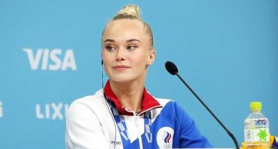 Воронежские власти поздравили Ангелину Мельникову с золотой медалью чемпионата мира