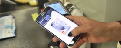 Московский суд запретил продажу 61 смартфона Samsung в России