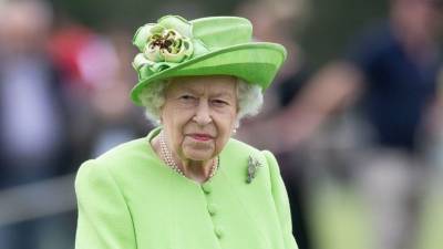 Королева Елизавета II отменила свою поездку из-за ухудшения состояния здоровья
