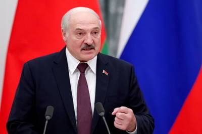 Лукашенко заявил о пользе COVID-19 в борьбе с онкологией
