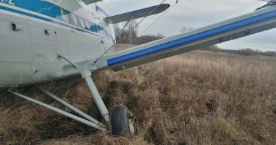 Ан-2 аварийно сел из-за отказа двигателя в Свердловской области