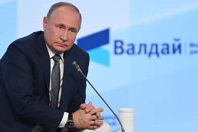Путин поздравил главреда «Новой газеты» с присуждением Нобелевской премии мира