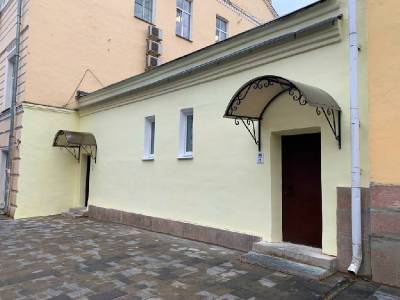 Общественный туалет в центре Смоленска отремонтировали