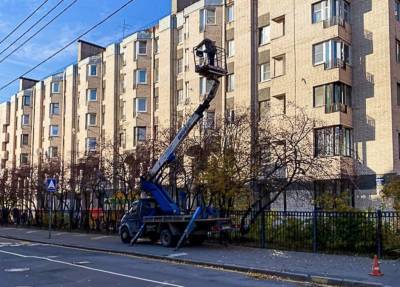 В центре Петербурга стартовали работы по ремонту наружного освещения