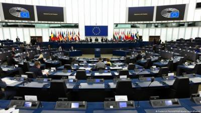 Европарламент постановил отказать Польше в финансовой помощи