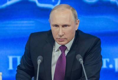 Пресс-секретарь Путина рассказал, покажут ли ревакцинацию президента