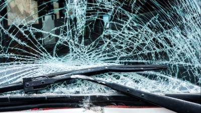 Водитель иномарки погиб в ДТП с автобусом на юго-западе Петербурга