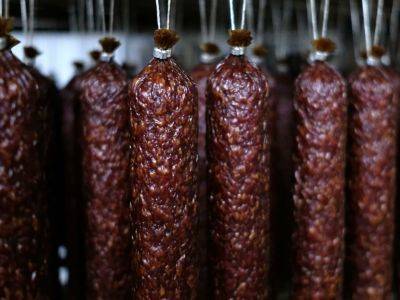 В России значительно подорожают колбасы и готовая продукция из мяса