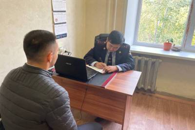 В Астрахани иностранным гражданам начали выдавать временные удостоверения личности