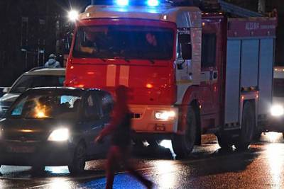 При пожаре в цехе российского завода погибли пять человек