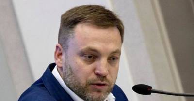 Денис Монастырский пообещал «необратимую ответственность» для тех, кто покупает поддельные COVID-сертификаты