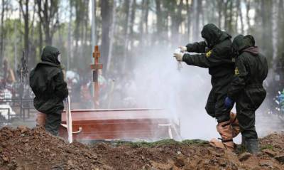 В Воронежской области кладбища работают на пределе возможностей из-за высокой смертности от COVID-19