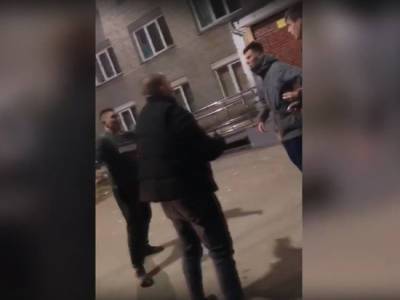 В Новосибирске произошла массовая драка у студенческого общежития - 7info.ru - Новосибирск