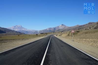 В Дагестане проведут реконструкцию 52 участков дорог, ведущих к туристическим объектам