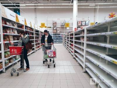 Только продуктовые магазины и аптеки будут работать в нижегородских ТЦ в выходные