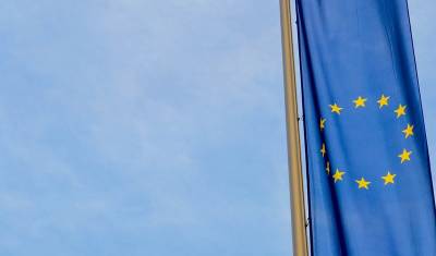 В ЕС хотят ускорить признание COVID-сертификатов третьих стран