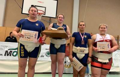 Спортсменка из Тверской области завоевала золото и бронзу Кубка Европы по сумо
