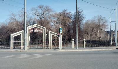 Власти Тюмени решили обновить детские площадки в Комсомольском сквере за 8 млн рублей