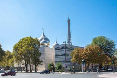 Во Франции рассказали о статусе Российского православного центра в Париже