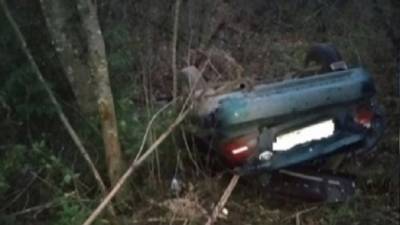 При опрокидывании машины в Кардымовском районе Смоленской области погибла женщина