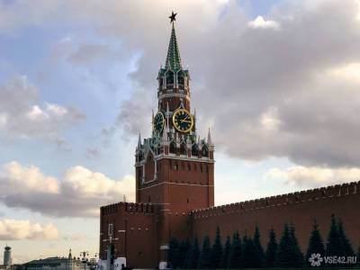 Зубцы Московского Кремля обрушились из-за сильного ветра