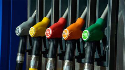 Минэкономики повысило предельные цены на бензин и дизтопливо на конец октября